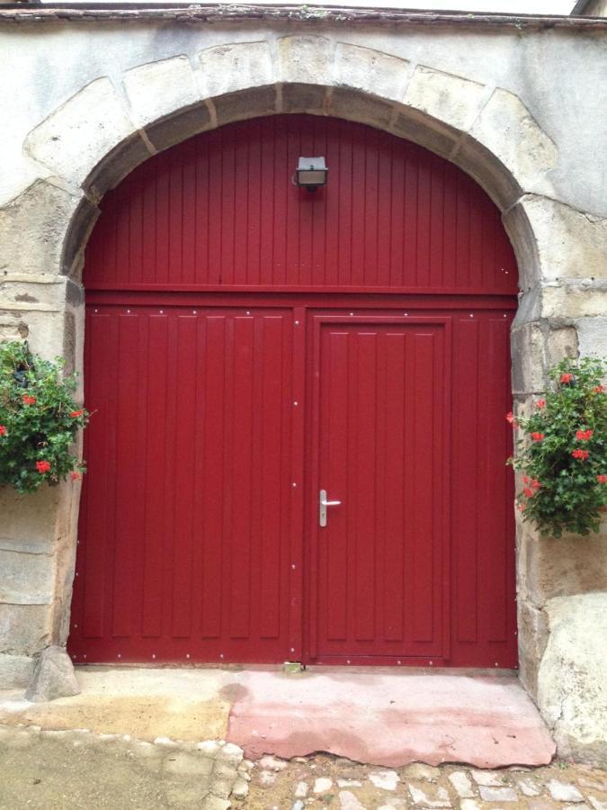 Pub Vauban Terreaux Otel Avallon Dış mekan fotoğraf